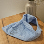 Baby-Dreieckstuch aus Musselin
